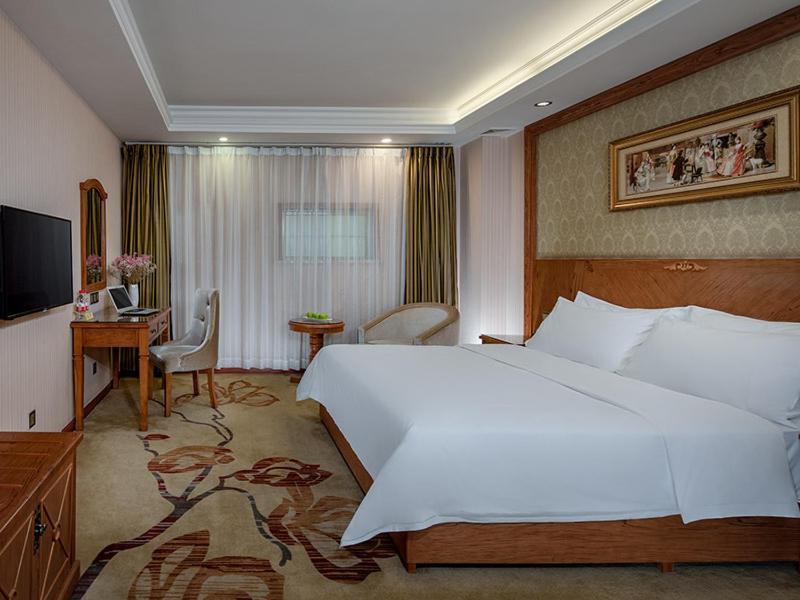 Vienna Hotel Huizhou Chenjiang Avenue Esterno foto