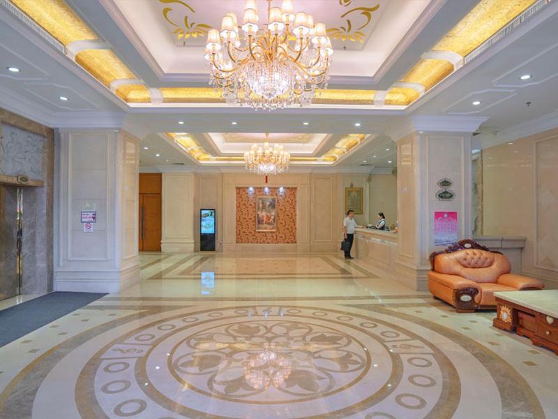 Vienna Hotel Huizhou Chenjiang Avenue Esterno foto